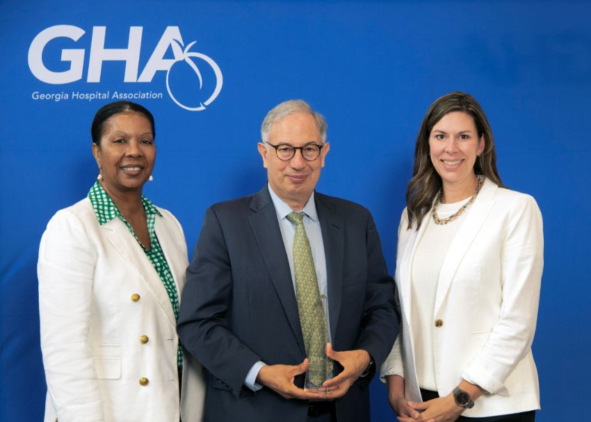 carlos del rio md awarded gha lifetime achievement award
